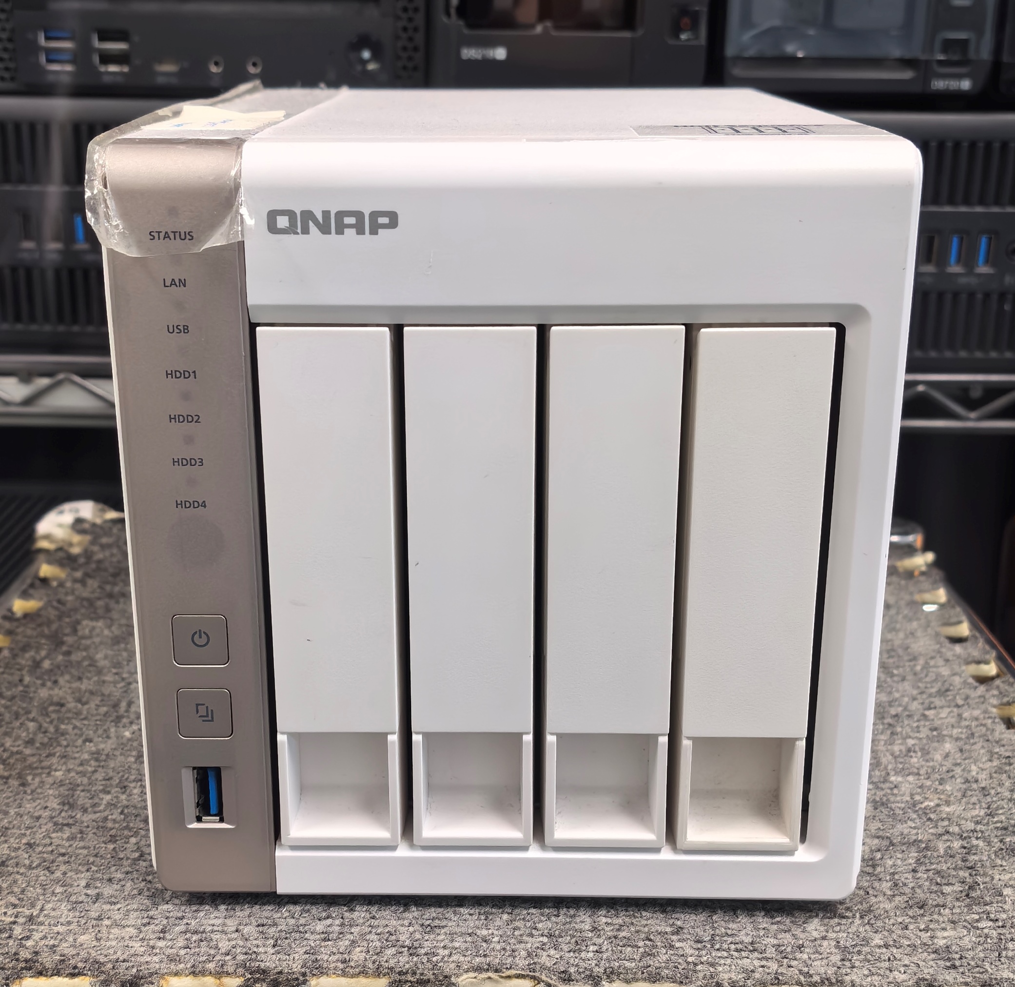 QNAP TS-451