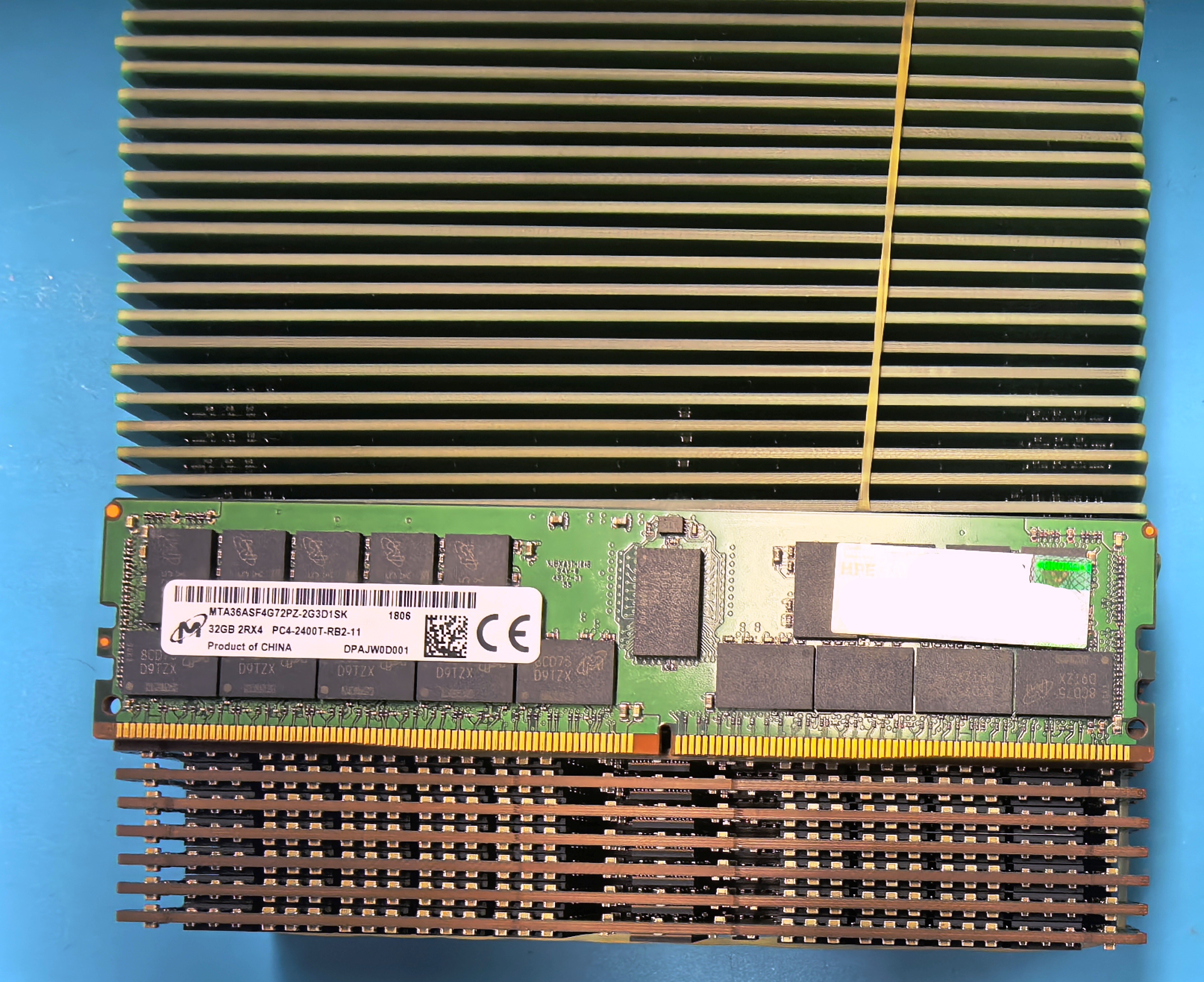 32G 2RX4 PC4-2400T-RB2-11 Micron