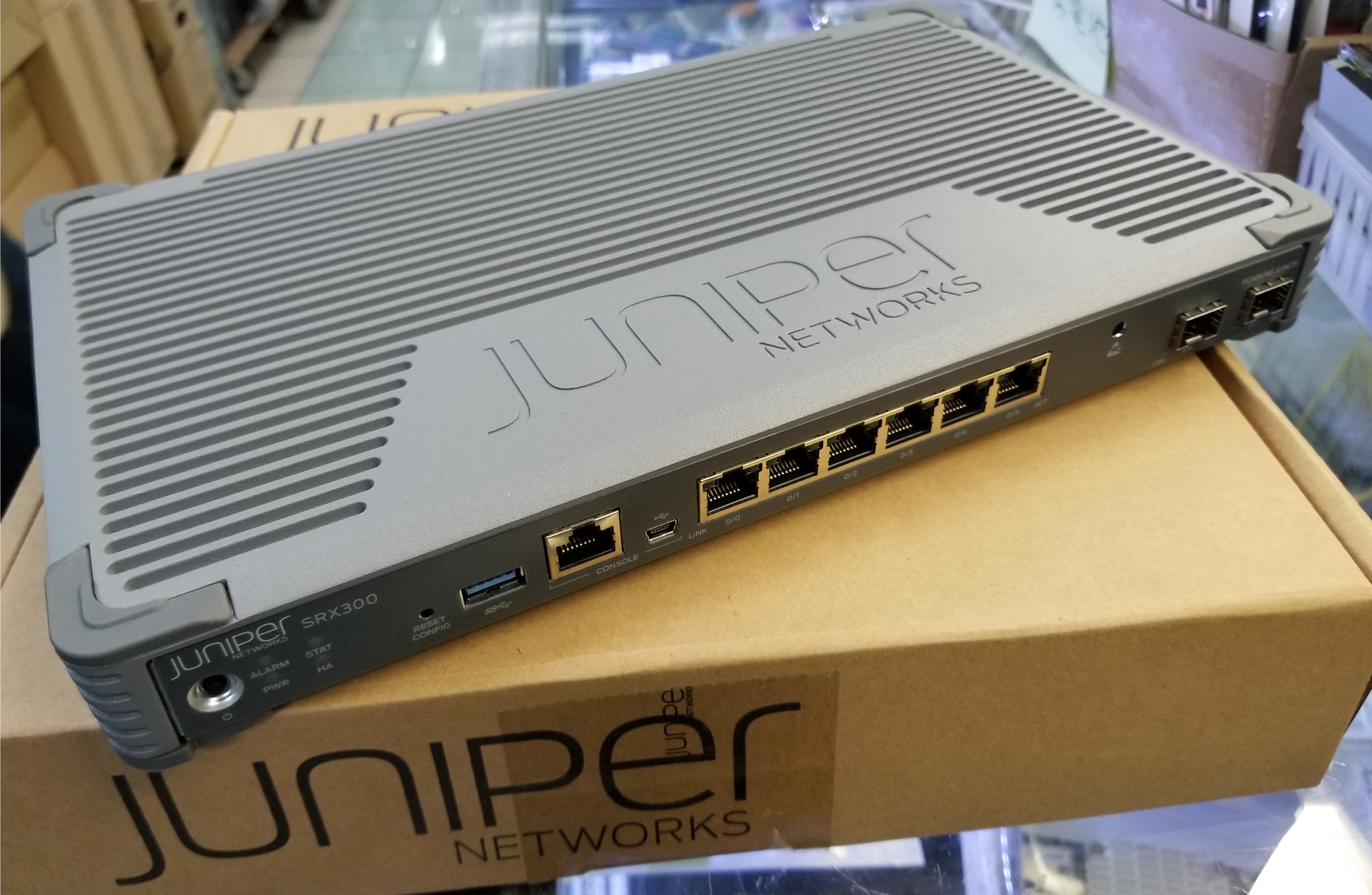 Juniper SRX300