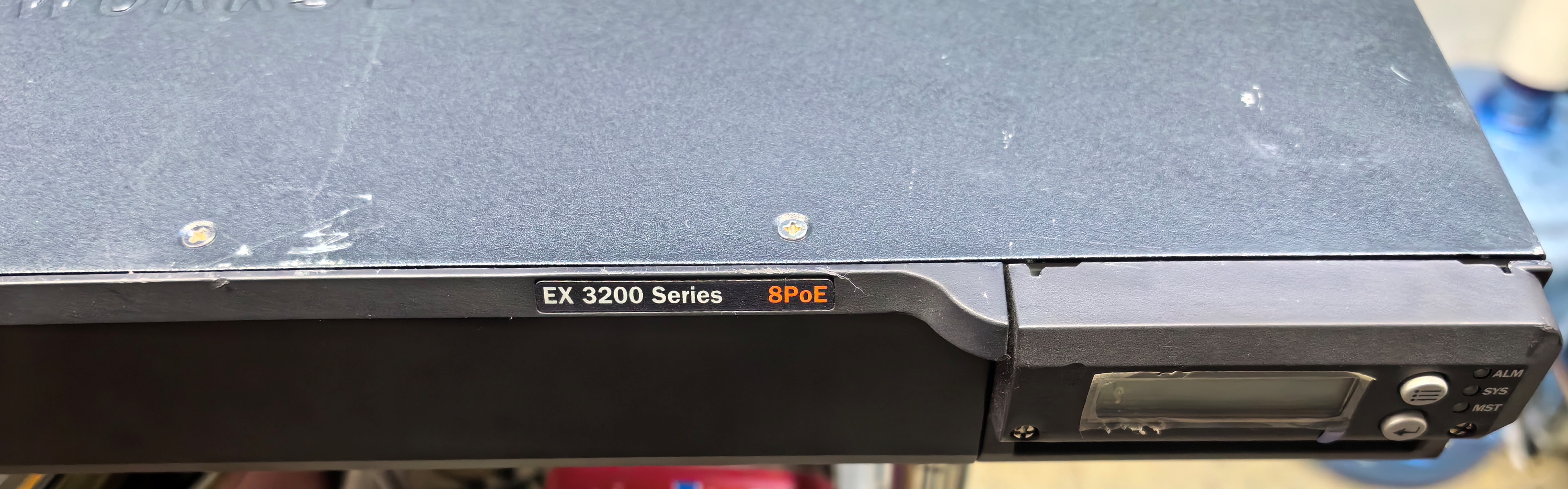 Juniper EX3200 24-port 8Poe