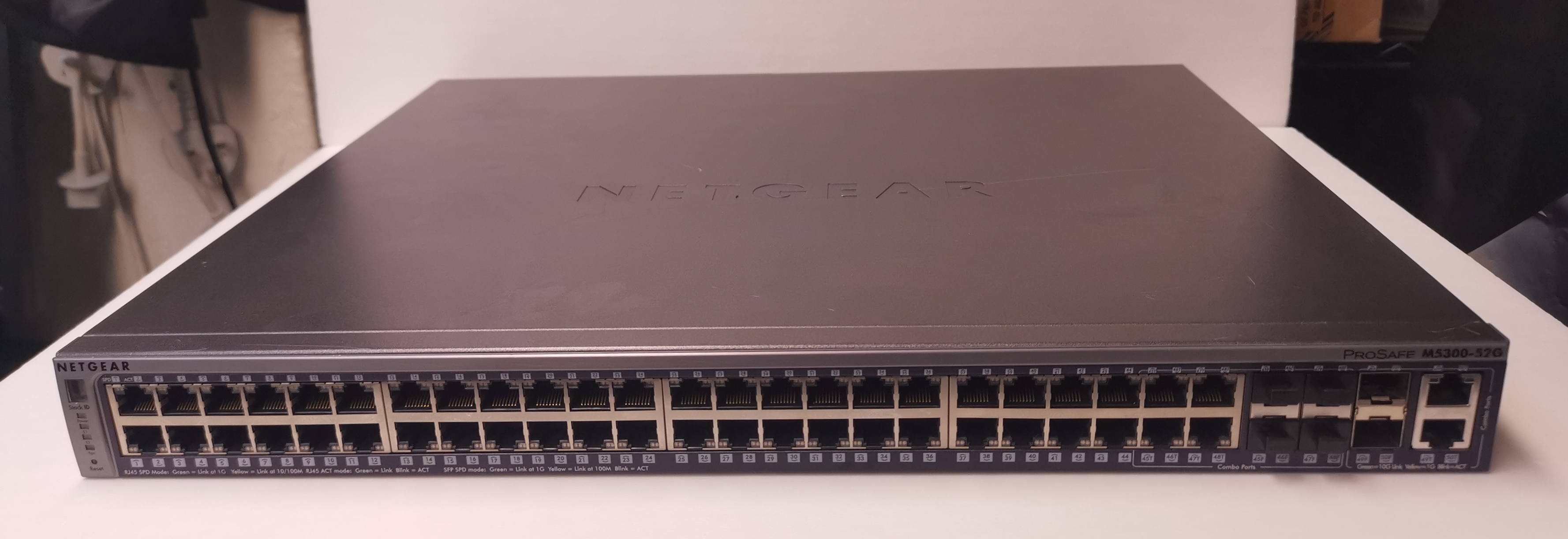 Netgear Next-Gen Edge M5300-52G (GSM7252S)
