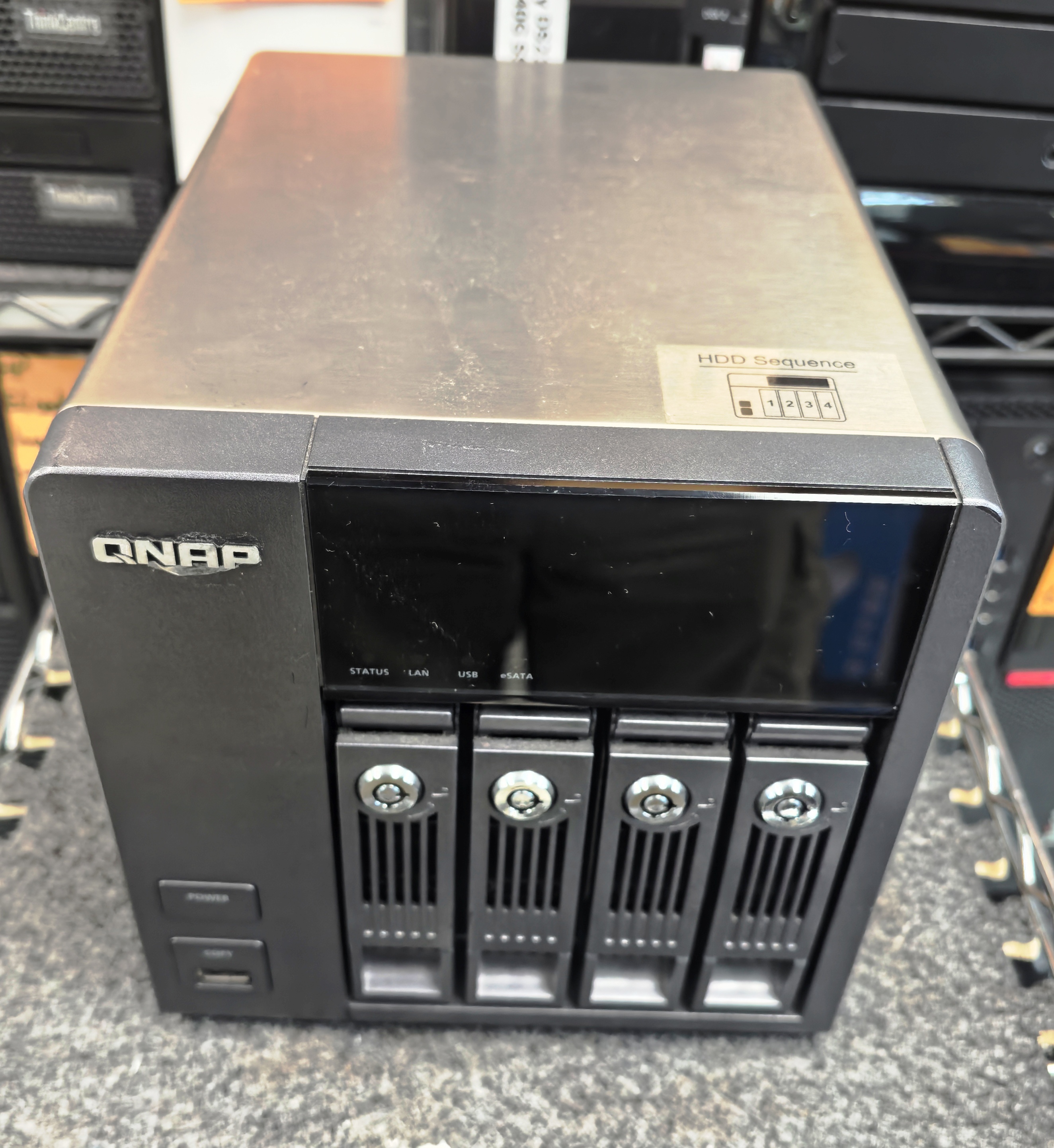 QNAP TS-410