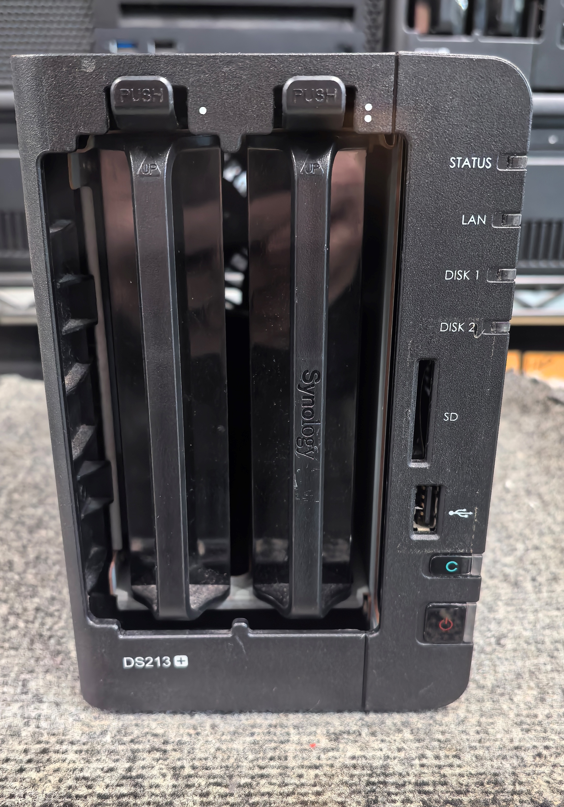 Synology DS213+