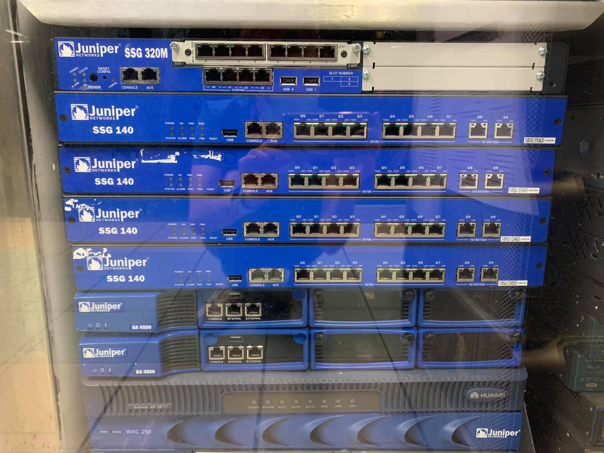 Juniper SSG-140-SH